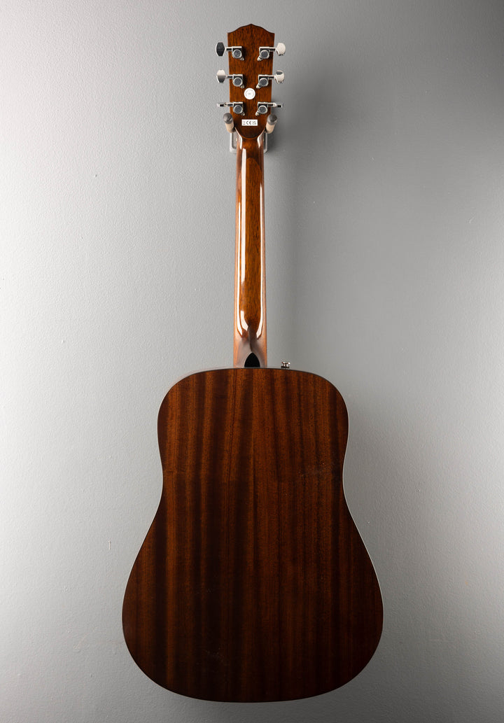 CD-60 Dreadnought V3 - Natural