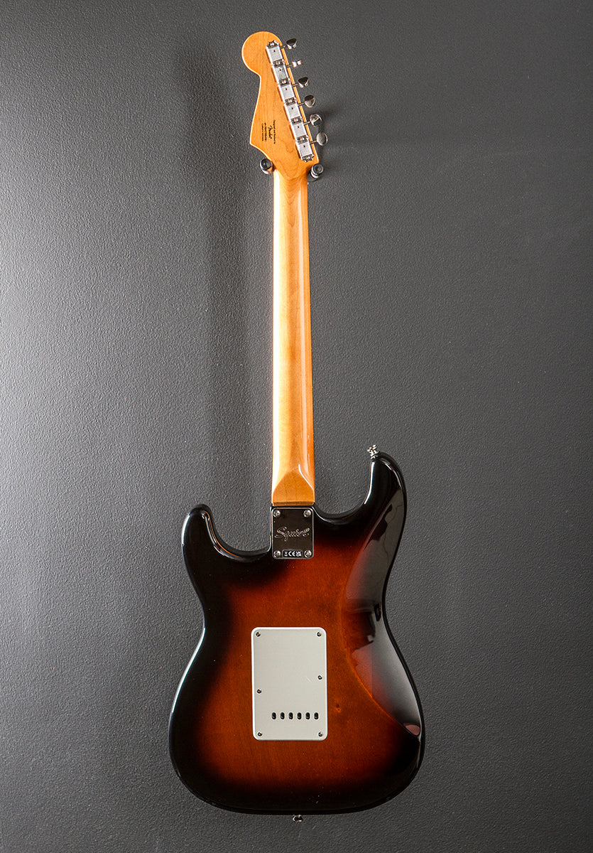 Classic Vibe 60's Stratocaster - 3 Color Sunburst – Dave's Guitar Shop