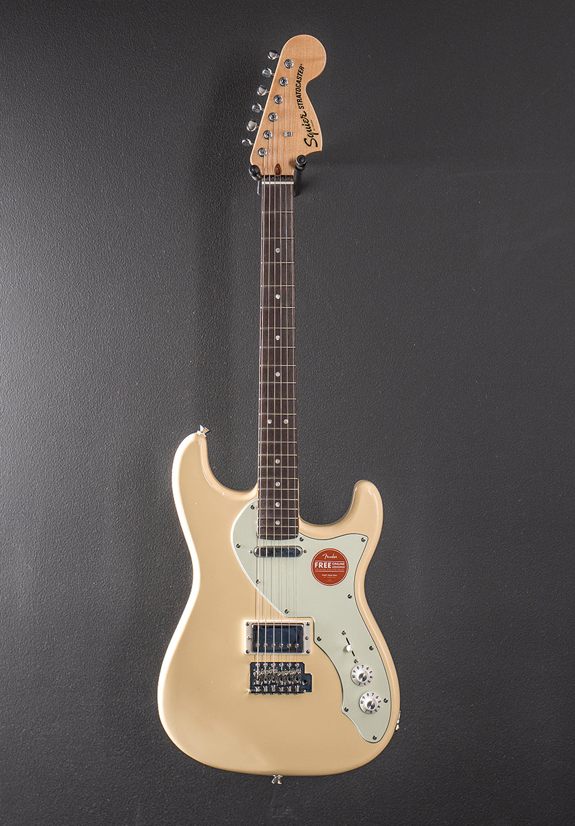 Paranormal Stratocaster Deluxe - Vintage White w/Indian Laurel