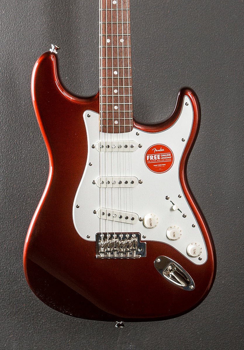 Classic Vibe 60’s Stratocaster - Candy Apple Red