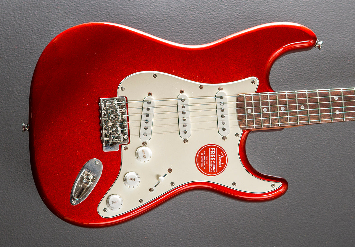 Classic Vibe 60’s Stratocaster - Candy Apple Red