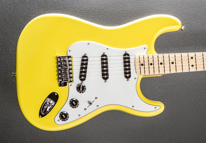 Used MIJ Limited International Color Strat '23