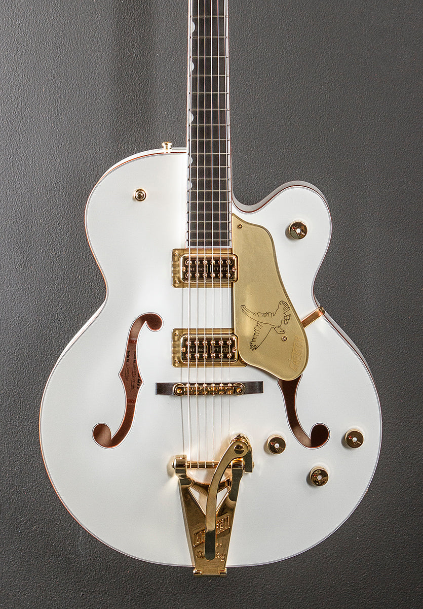 G6136TG Players Edition Falcon Hollow Body w/String-thru Bigsby - White