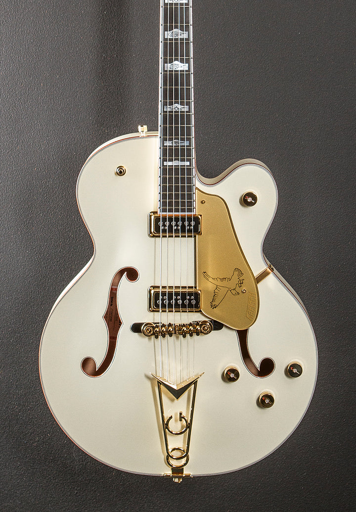 G6136-55 Vintage Select Edition '55 Falcon Hollow Body w/Cadillac Tailpiece