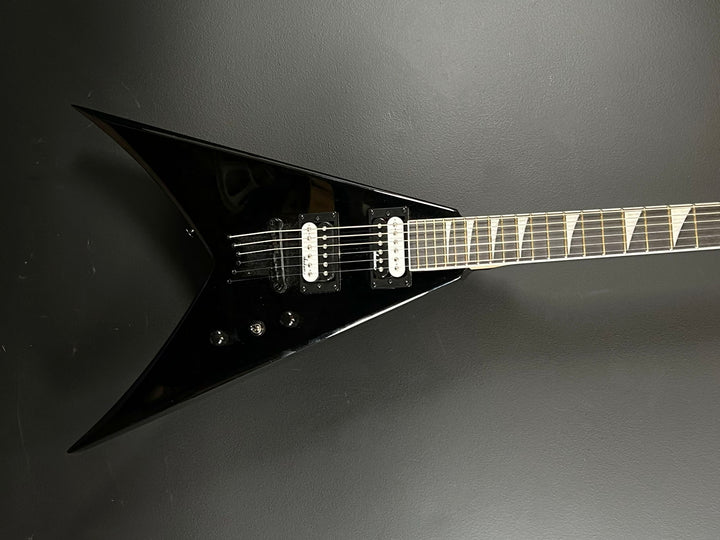 JS Series JS32T King V, Recent