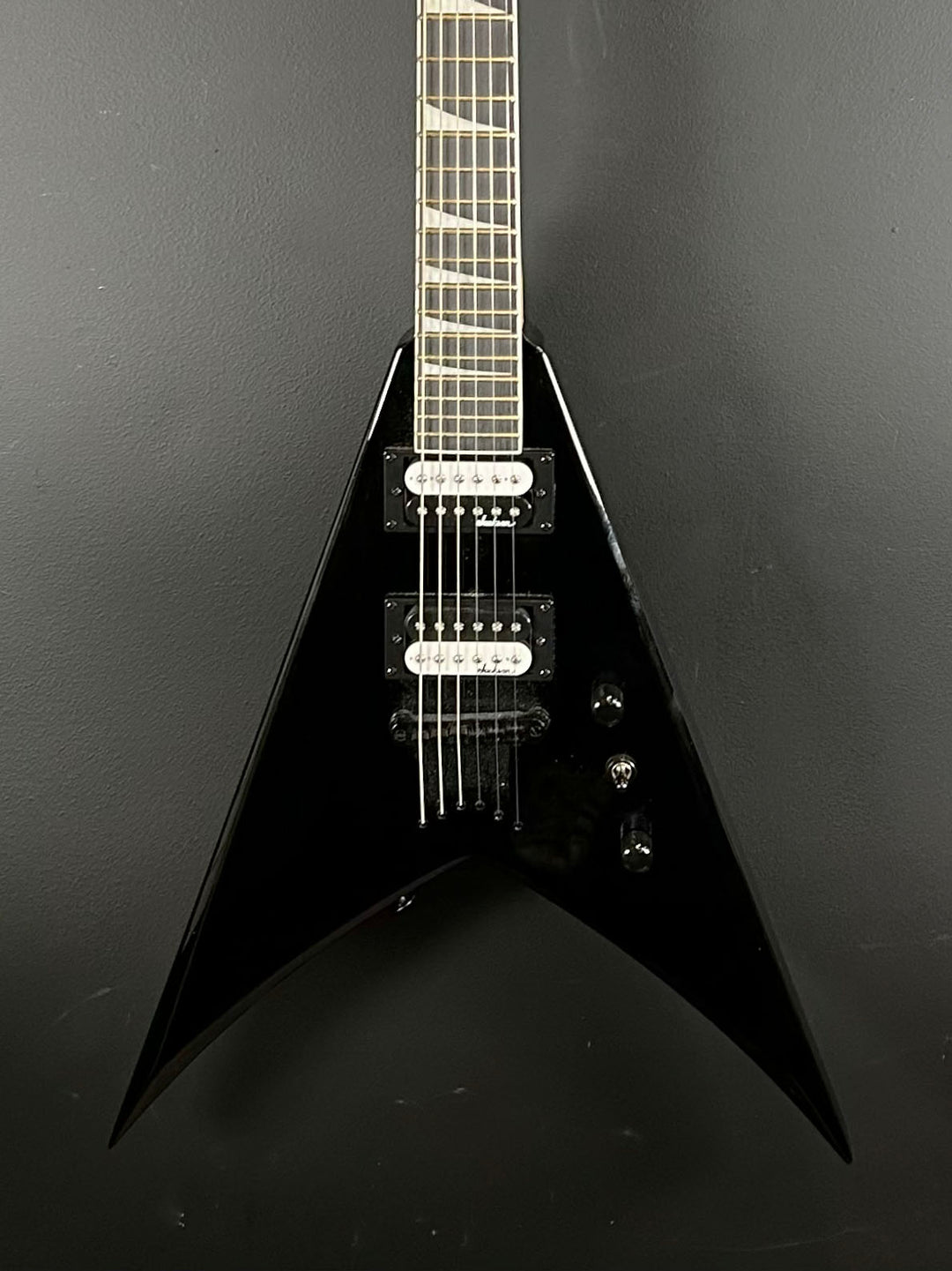 JS Series JS32T King V, Recent
