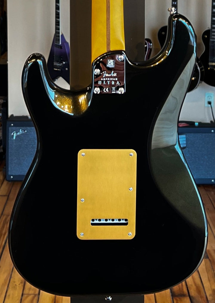 American Ultra Stratocaster – Texas Tea w/Maple