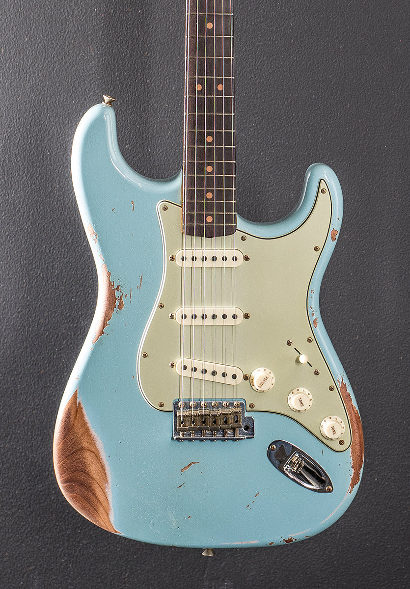 Used Limited Edition L Series 1964 Heavy Relic Strat &