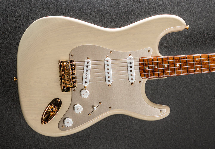 Used Limited Edition 1954 Roasted Closet Classic Strat '24