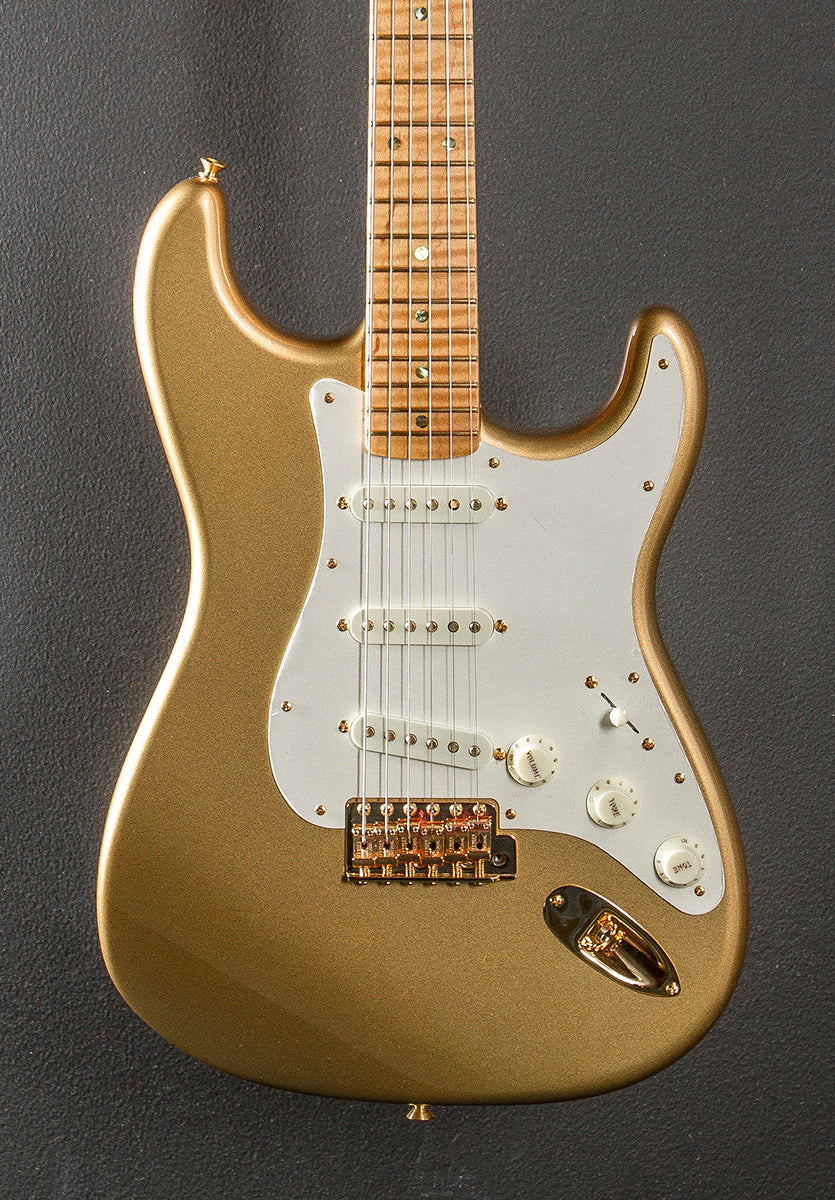Used Limited Edition 70th Anniversary NOS Strat '24