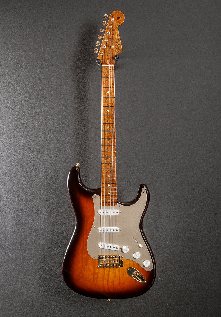 Limited Edition 70th Anniversary 1954 Deluxe Closet Classic Strat