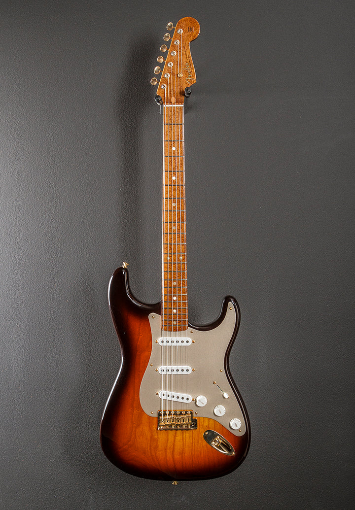 Limited Edition 70th Anniversary 1954 Deluxe Closet Classic Strat