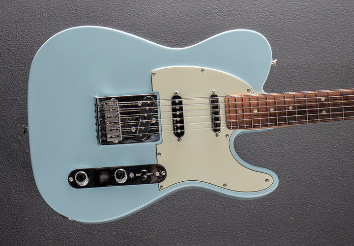 Used Deluxe Nashville Tele &