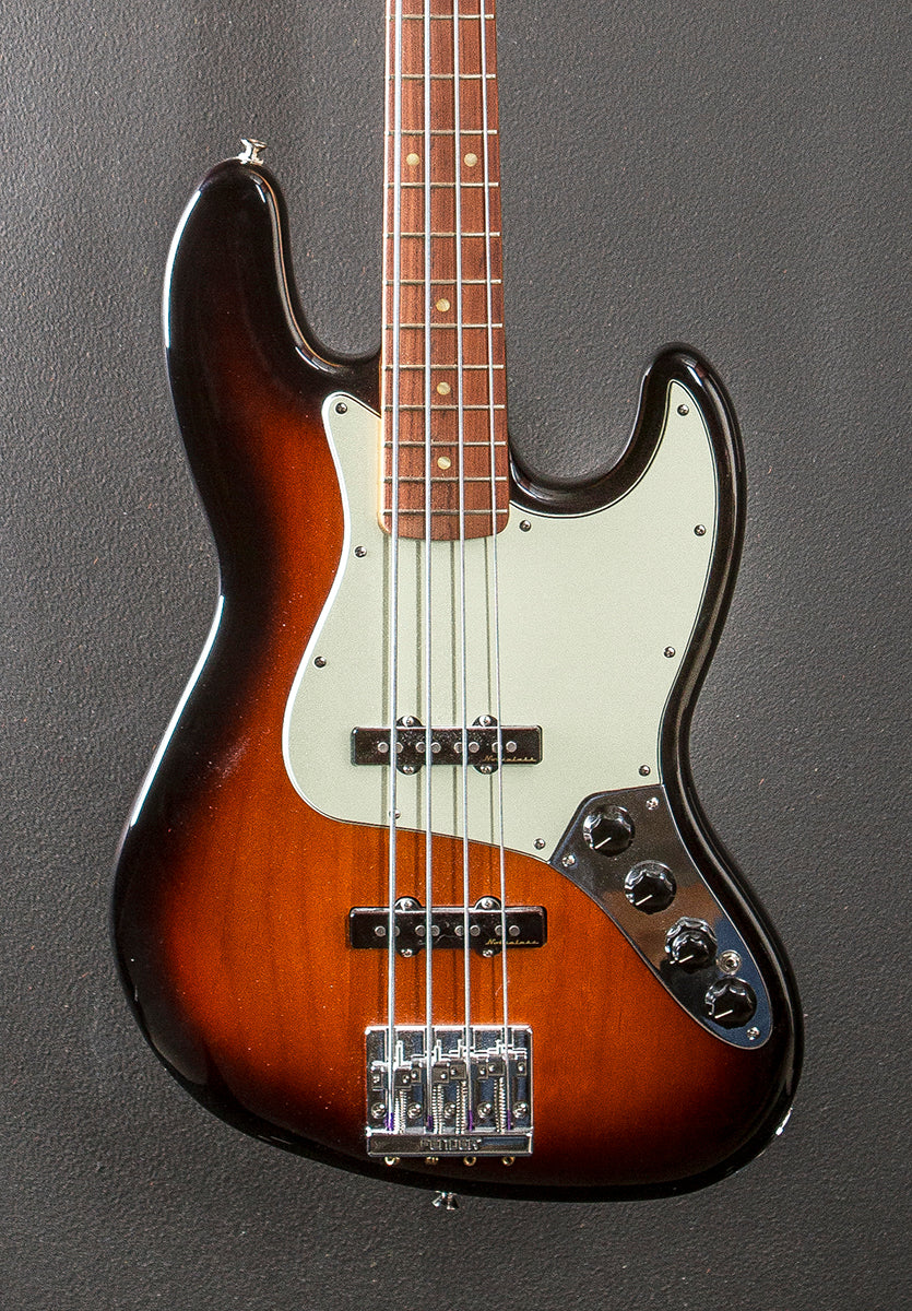 Used Player Plus Jazz Bass '21