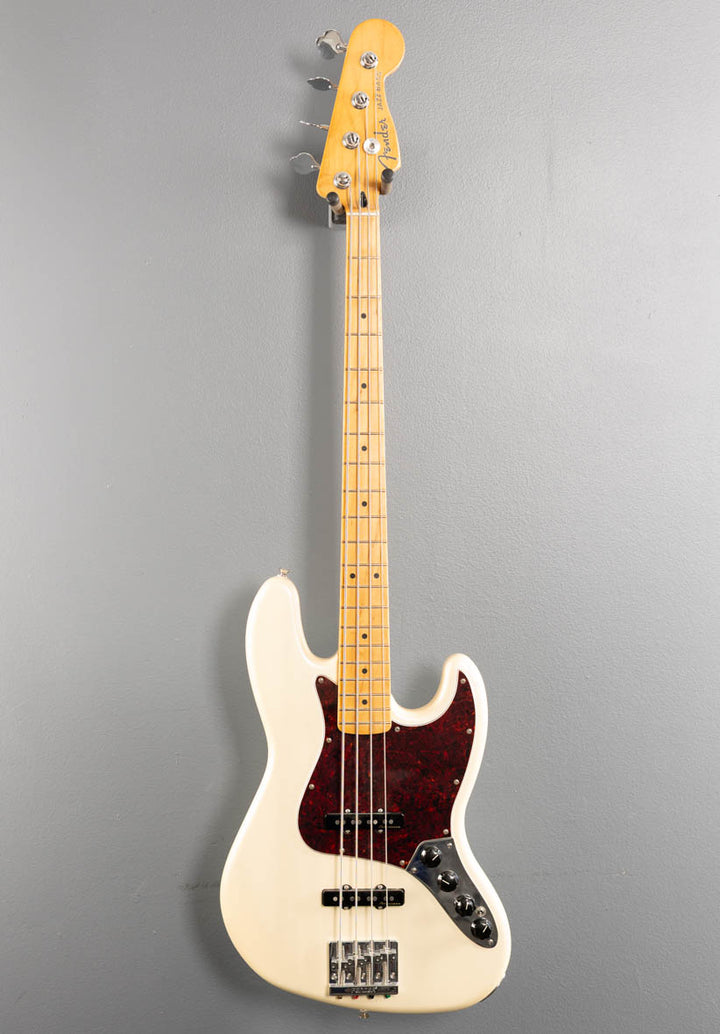 USED Player Plus Jazz Bass, '21