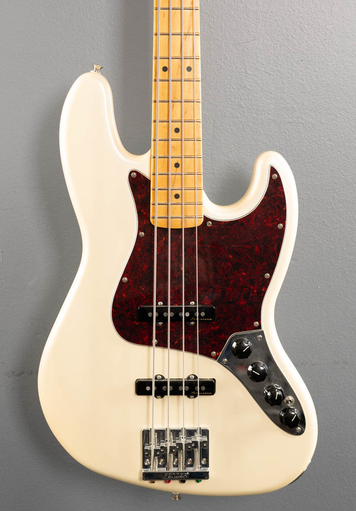 USED Player Plus Jazz Bass, '21