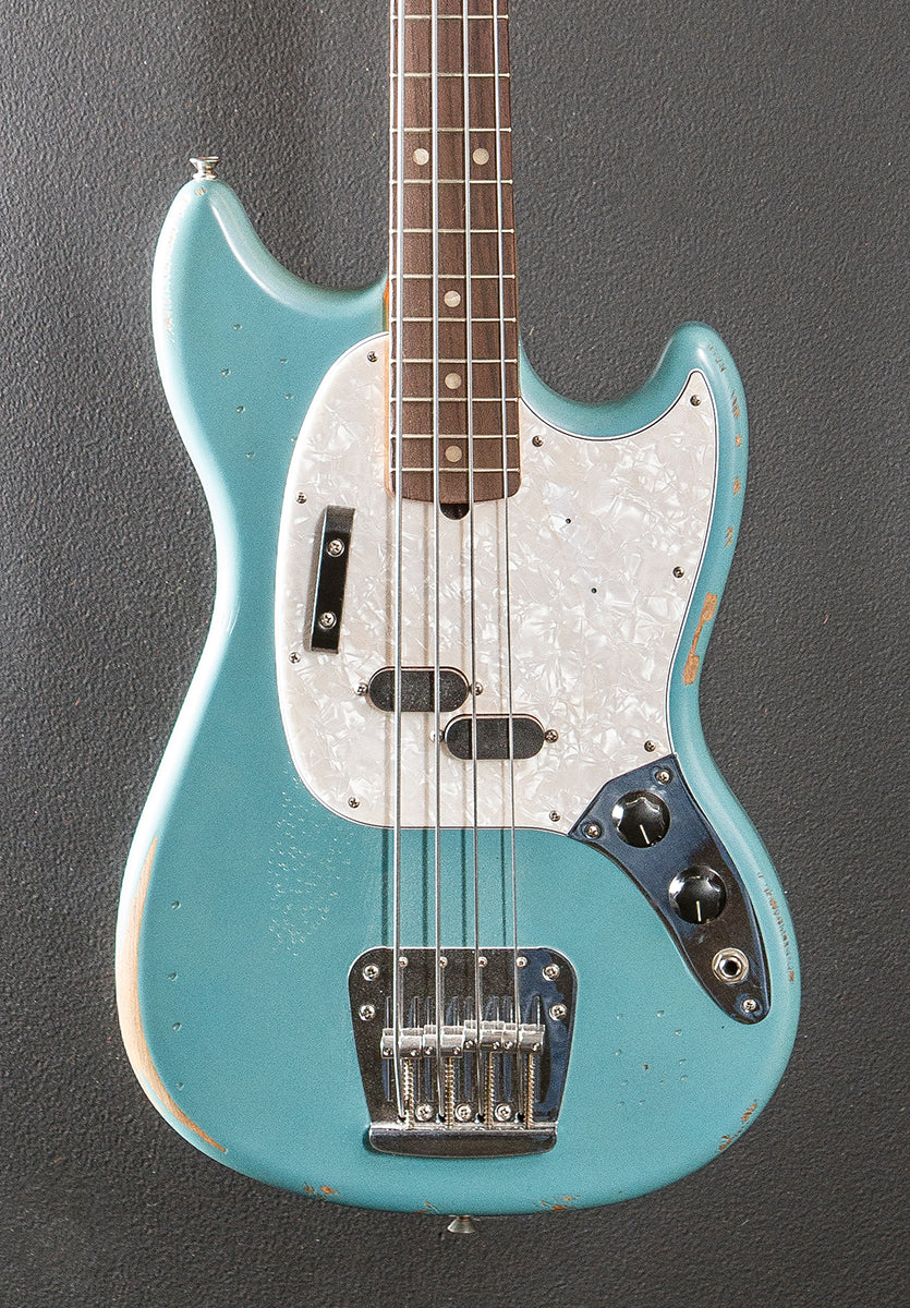 JMJ Road Worn Mustang Bass - Faded Daphne Blue – Dave