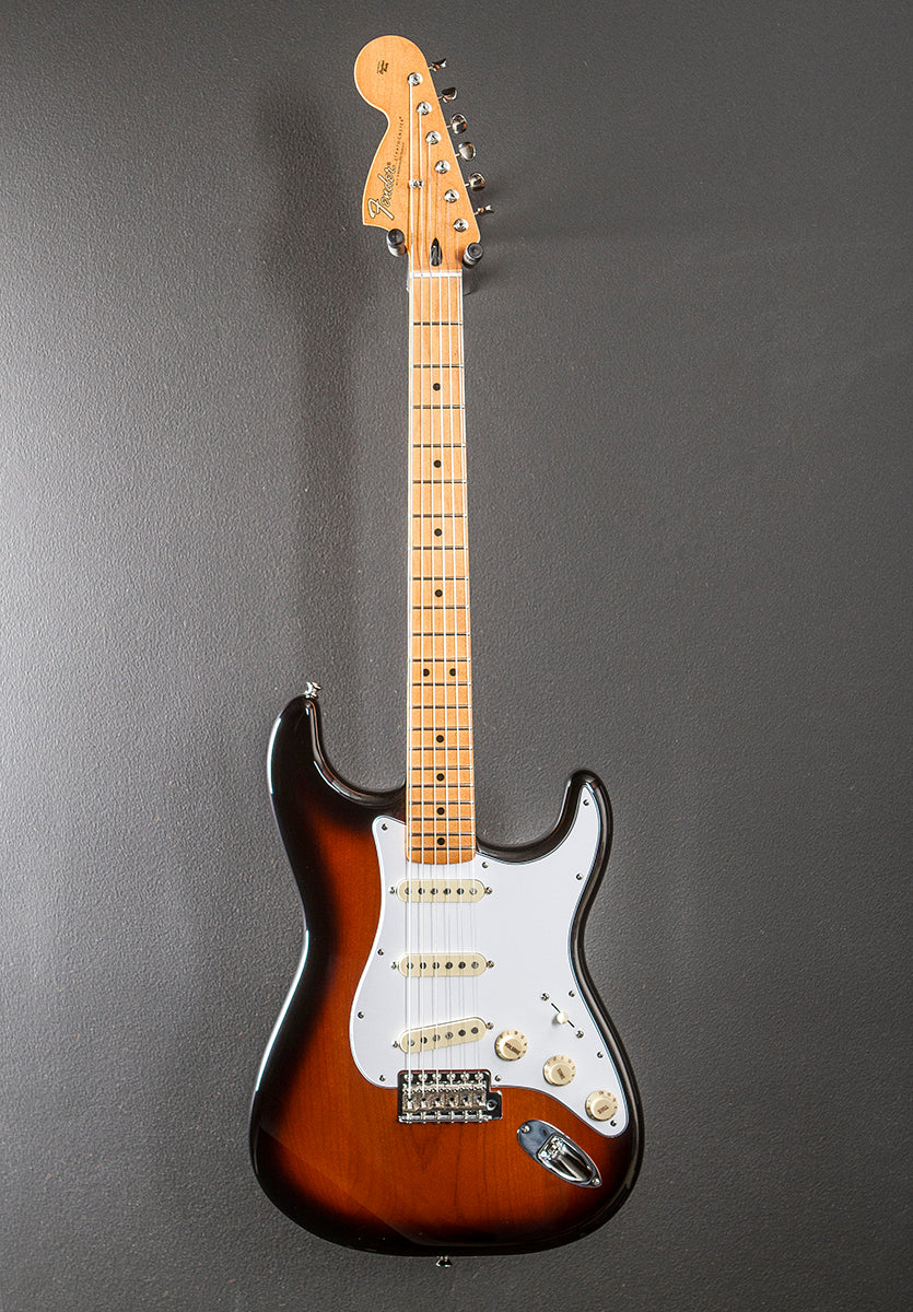 Jimi Hendrix Stratocaster - 3 Color Sunburst – Dave's Guitar Shop