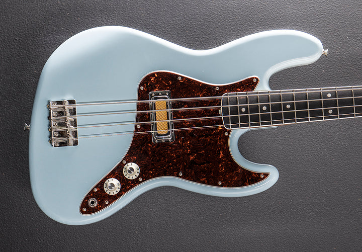 Used Gold Foil Jazz Bass &