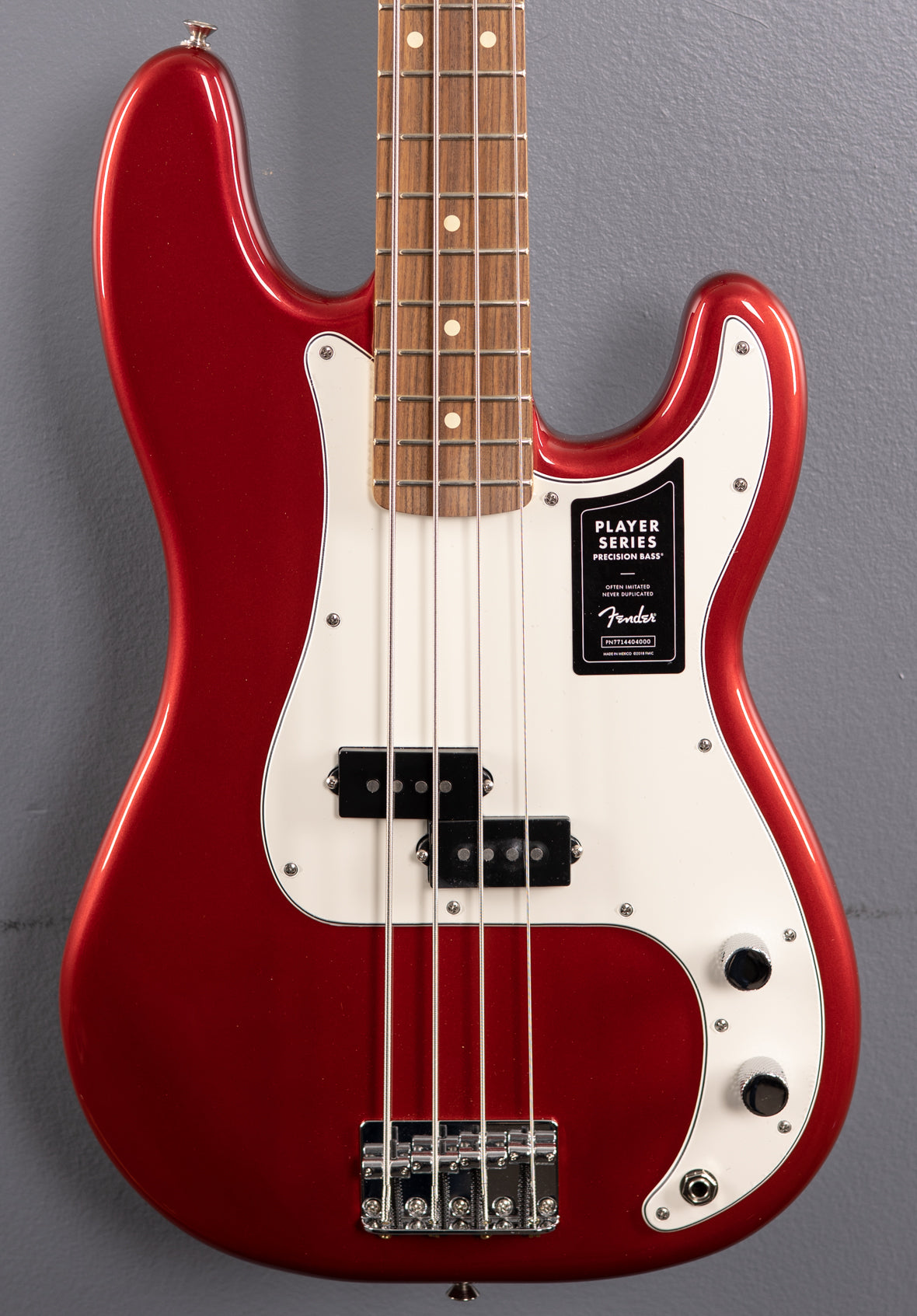 Player Precision Bass - Candy Apple Red