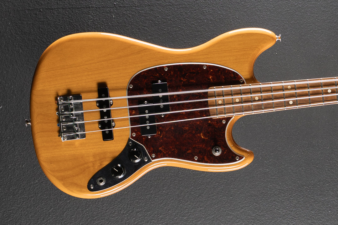 Used Player Mustang Bass PJ &
