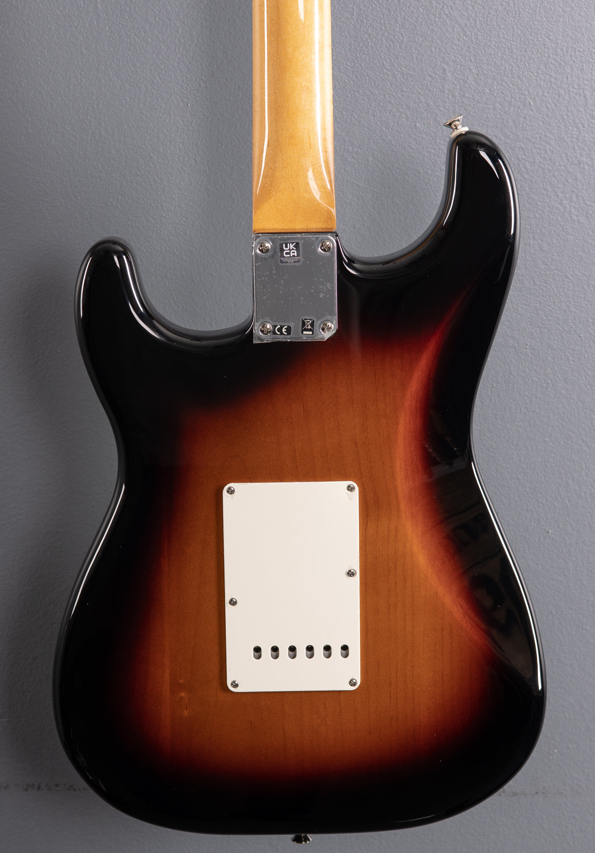 Vintera II 60's Stratocaster - 3 Color Sunburst – Dave's Guitar Shop