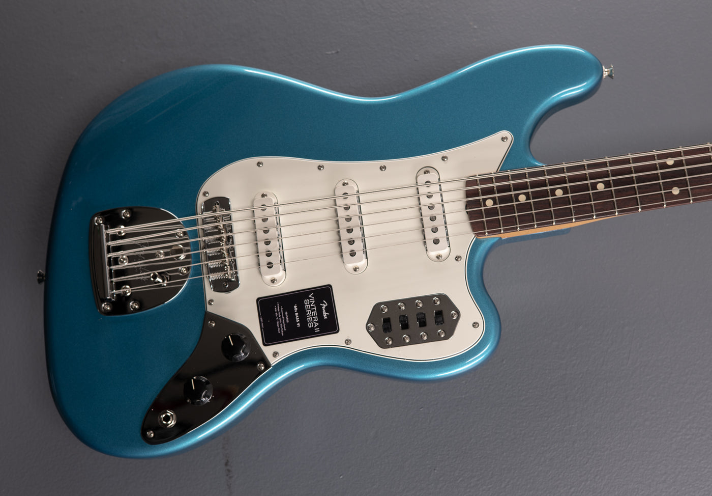 Vintera II '60s Bass VI - Lake Placid Blue