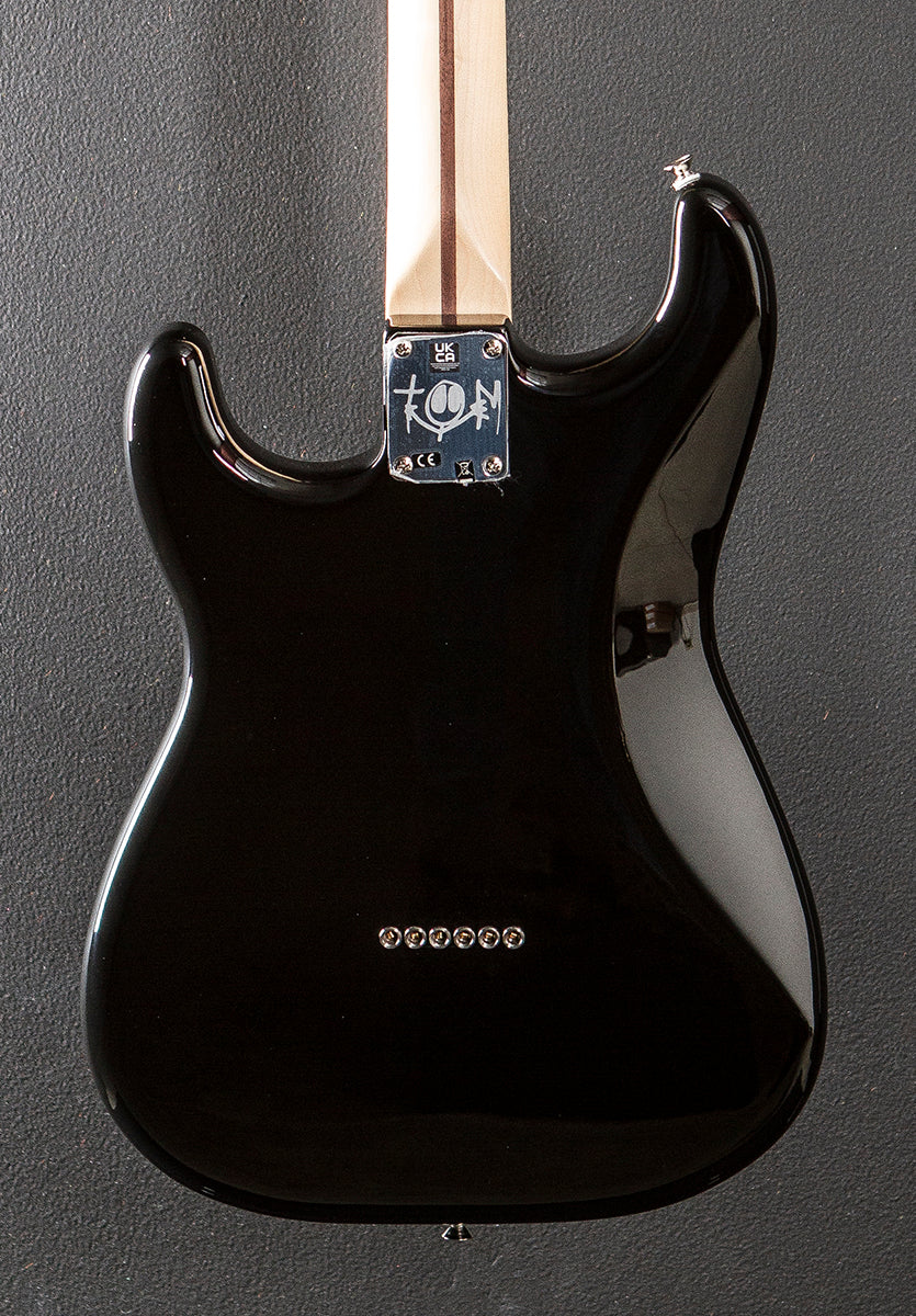 Limited Edition Tom DeLonge Stratocaster - Black