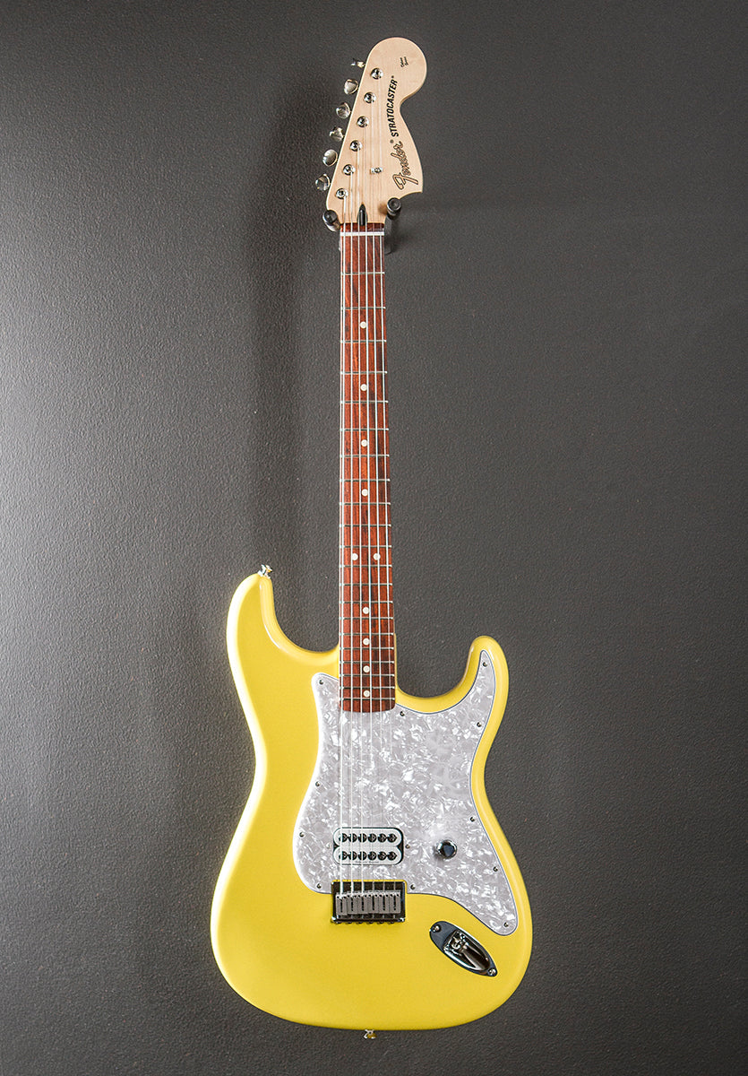 Limited Edition Tom DeLonge Strat &