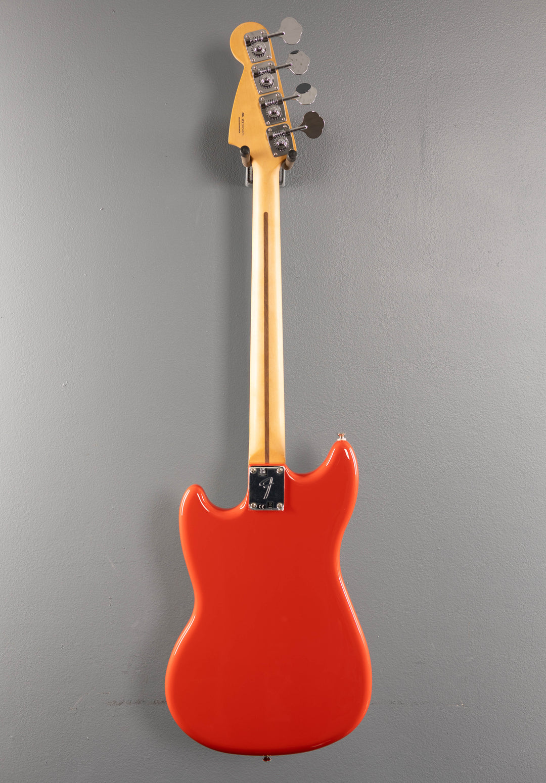 Player II Mustang Bass PJ - Coral Red w/Rosewood