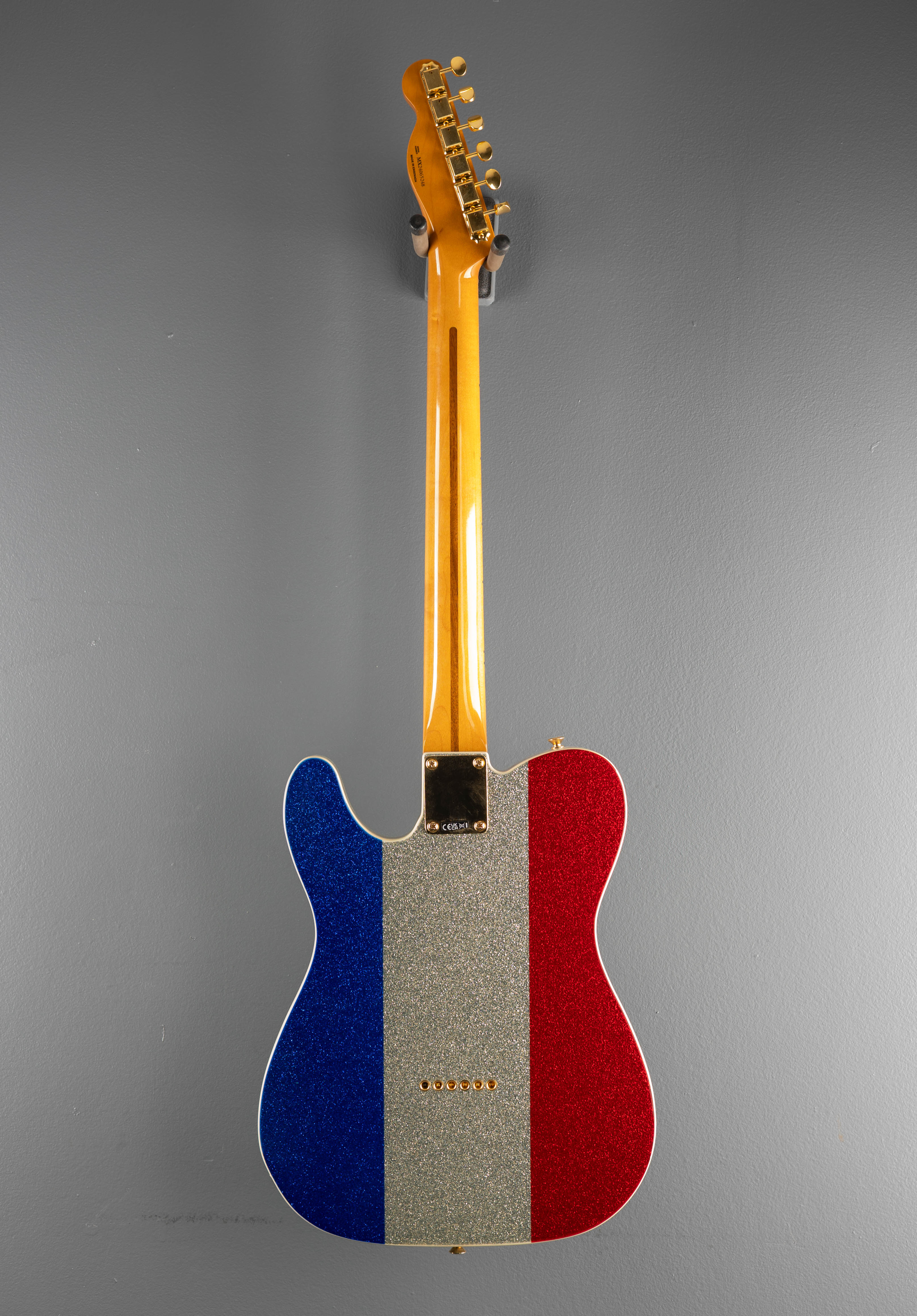 bucchusBTE1 テレキャスター Buck Owens Telecaster - Red, Silver and Blue Sparkle – Dave's