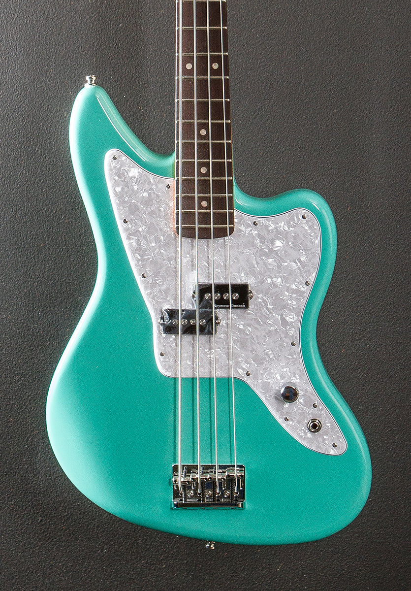 Jaguar bass white clearance