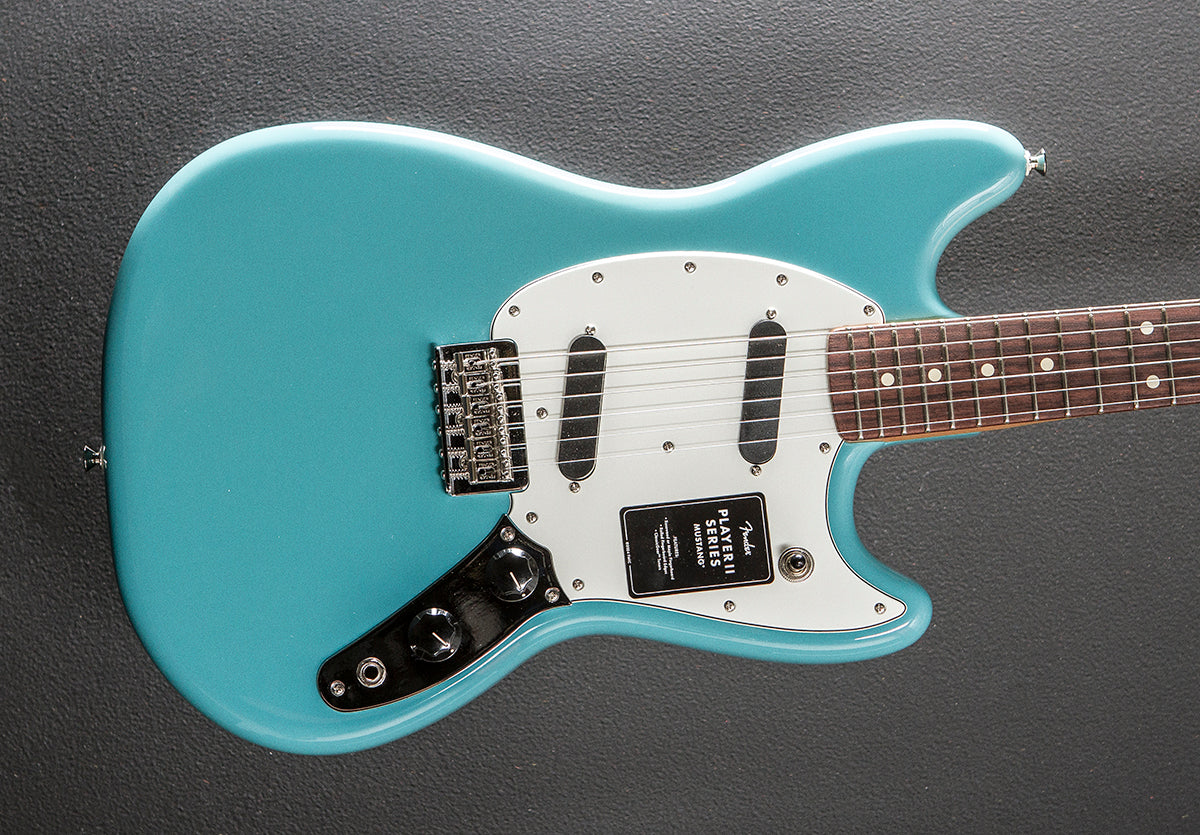 ギター fFender Player II Mustang Amazon.com: Fender Player II Mustang, Maple Fingerboard - 3-Color