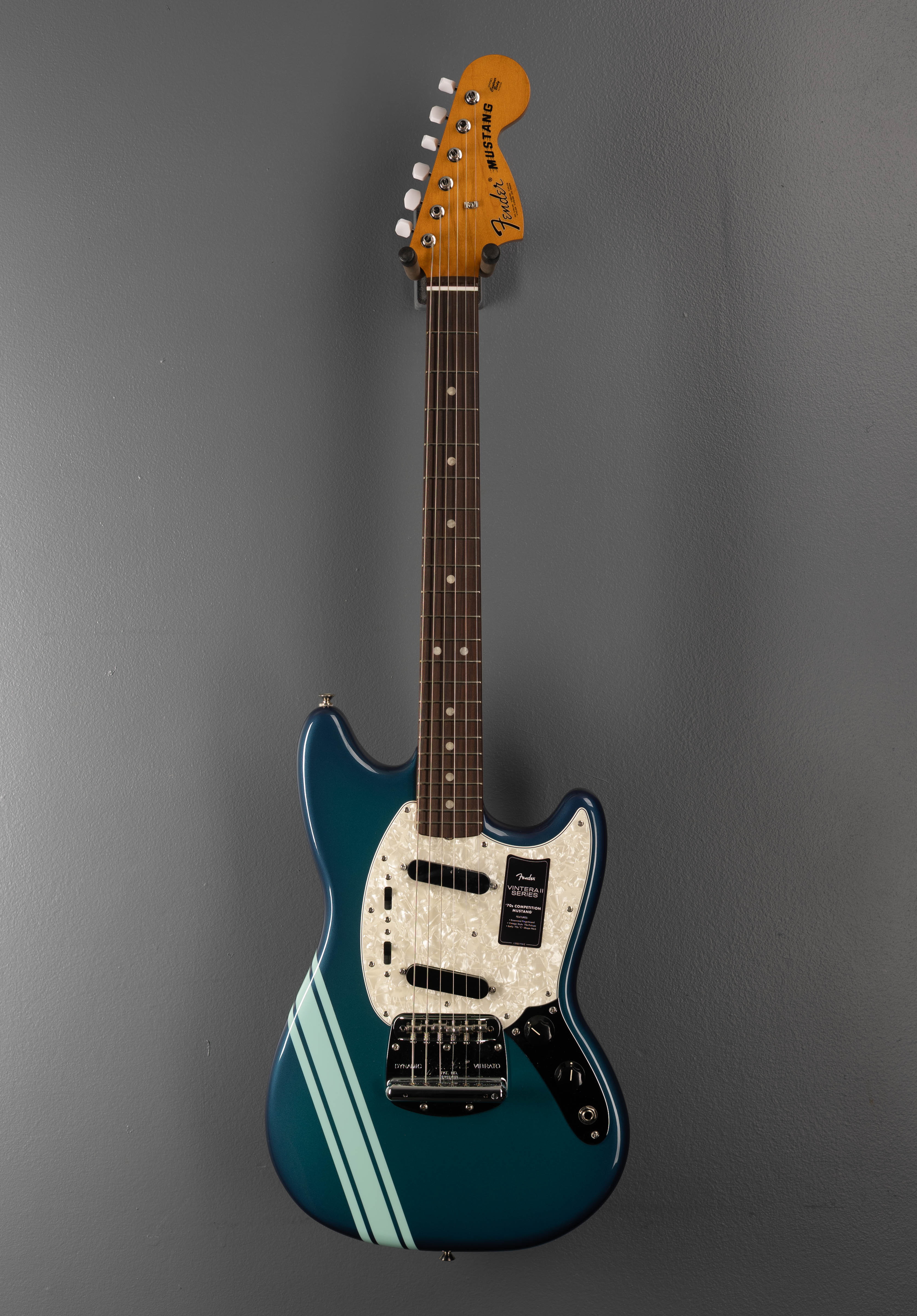 Vintera II 70's Competition Mustang - Competition Burgundy