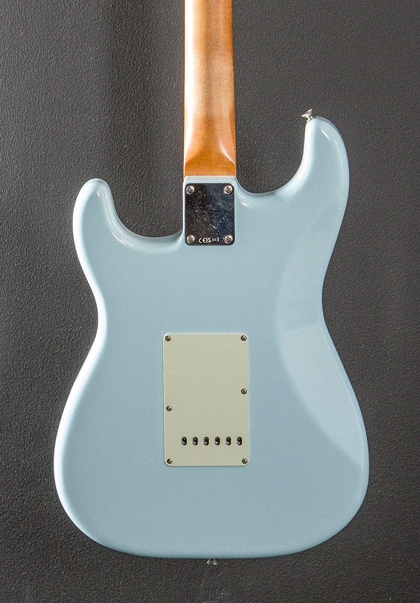Limited Edition Vintera II Road Worn 60's Stratocaster - Sonic Blue
