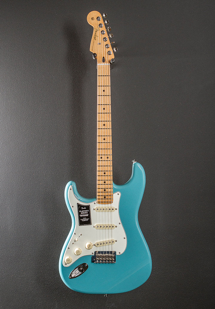 Player II Stratocaster Left Hand - Aquatone Blue w/Maple