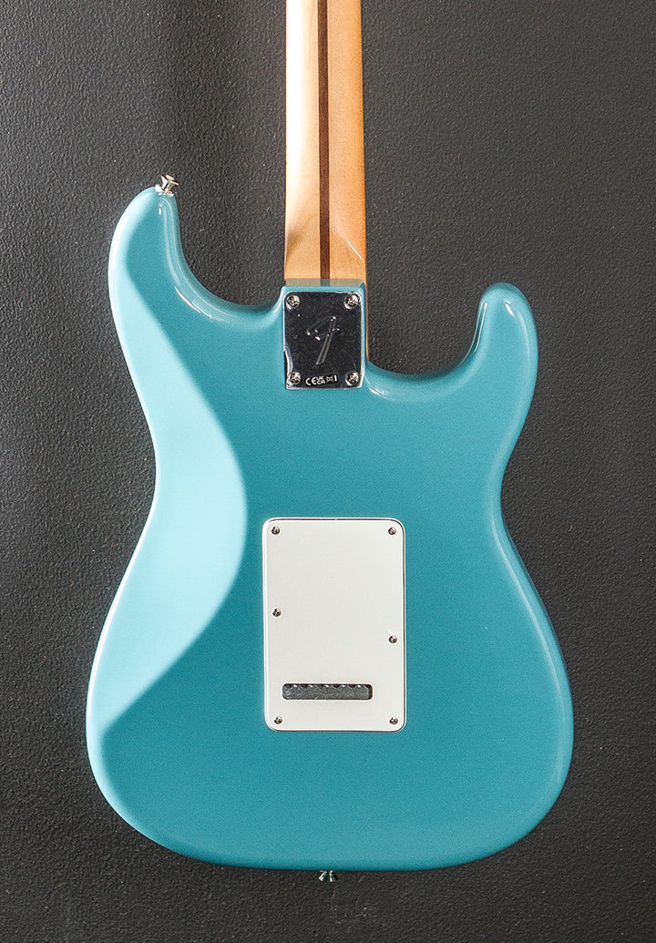 Player II Stratocaster Left Hand - Aquatone Blue w/Maple