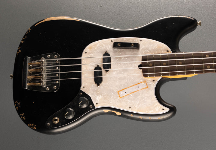 JMJ Road Worn Mustang Bass - Black