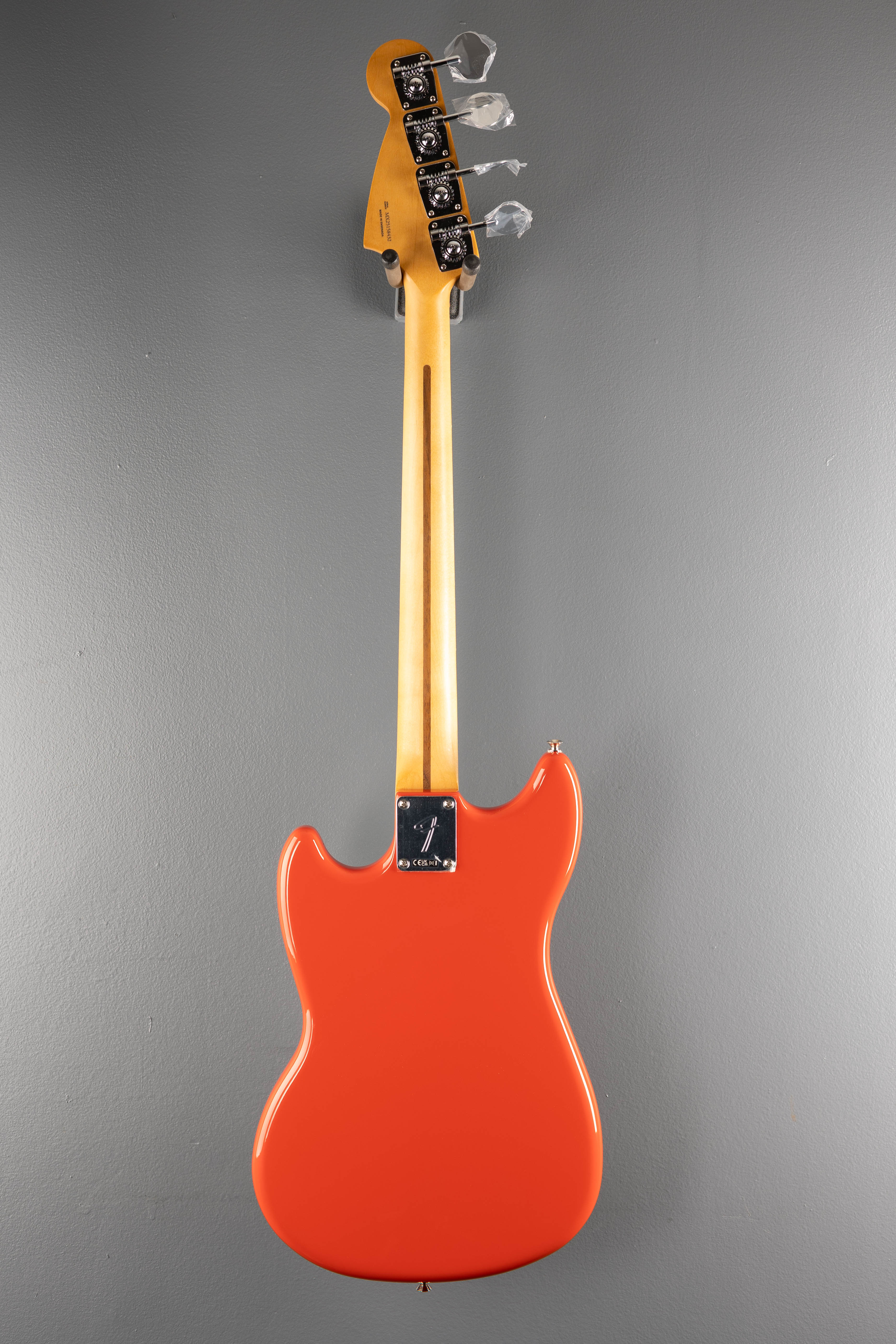 Player II Mustang Bass PJ - Coral Red w/Rosewood – Dave's Guitar Shop