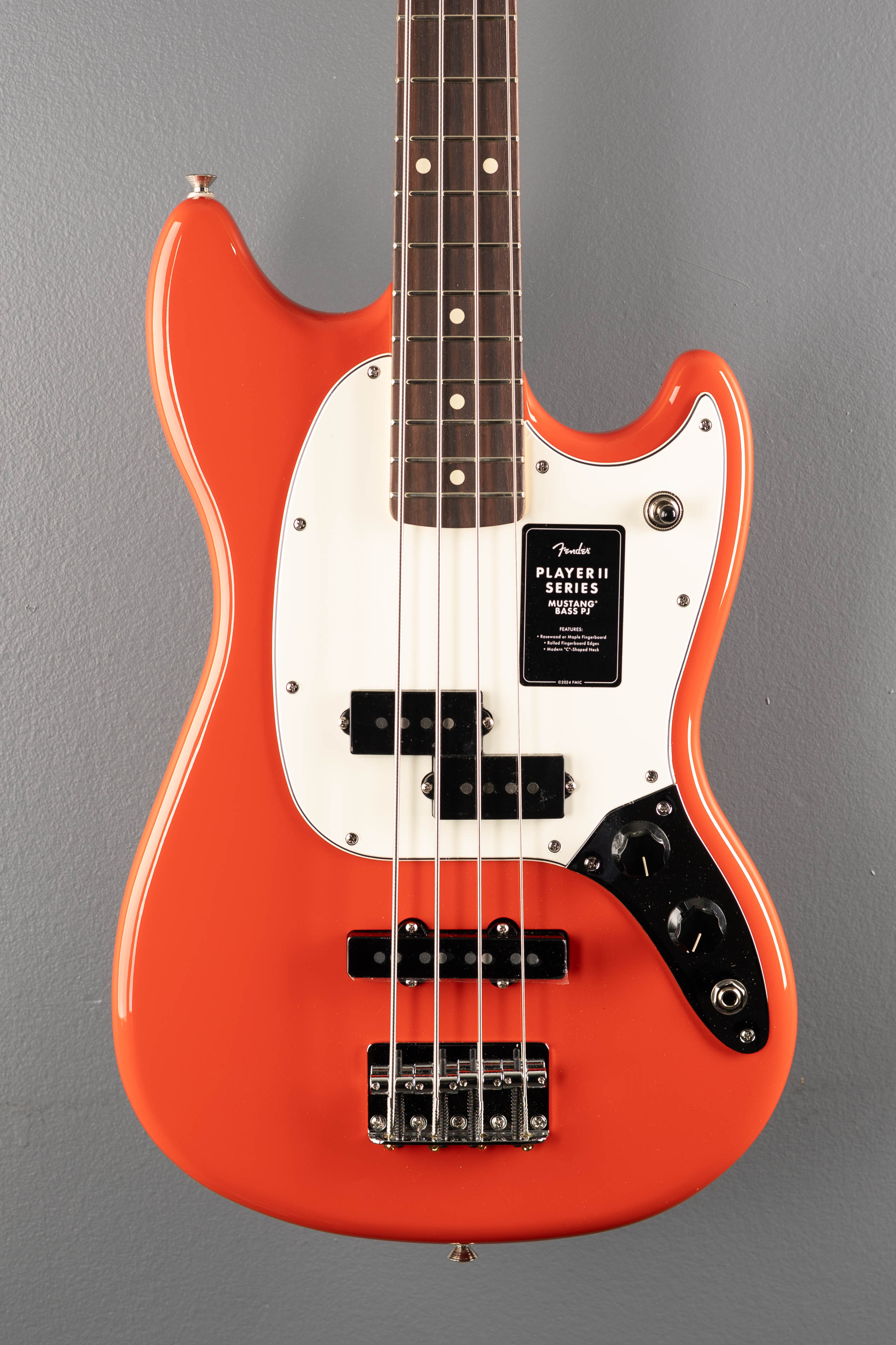 Player II Mustang Bass PJ - Coral Red w/Rosewood – Dave's Guitar Shop