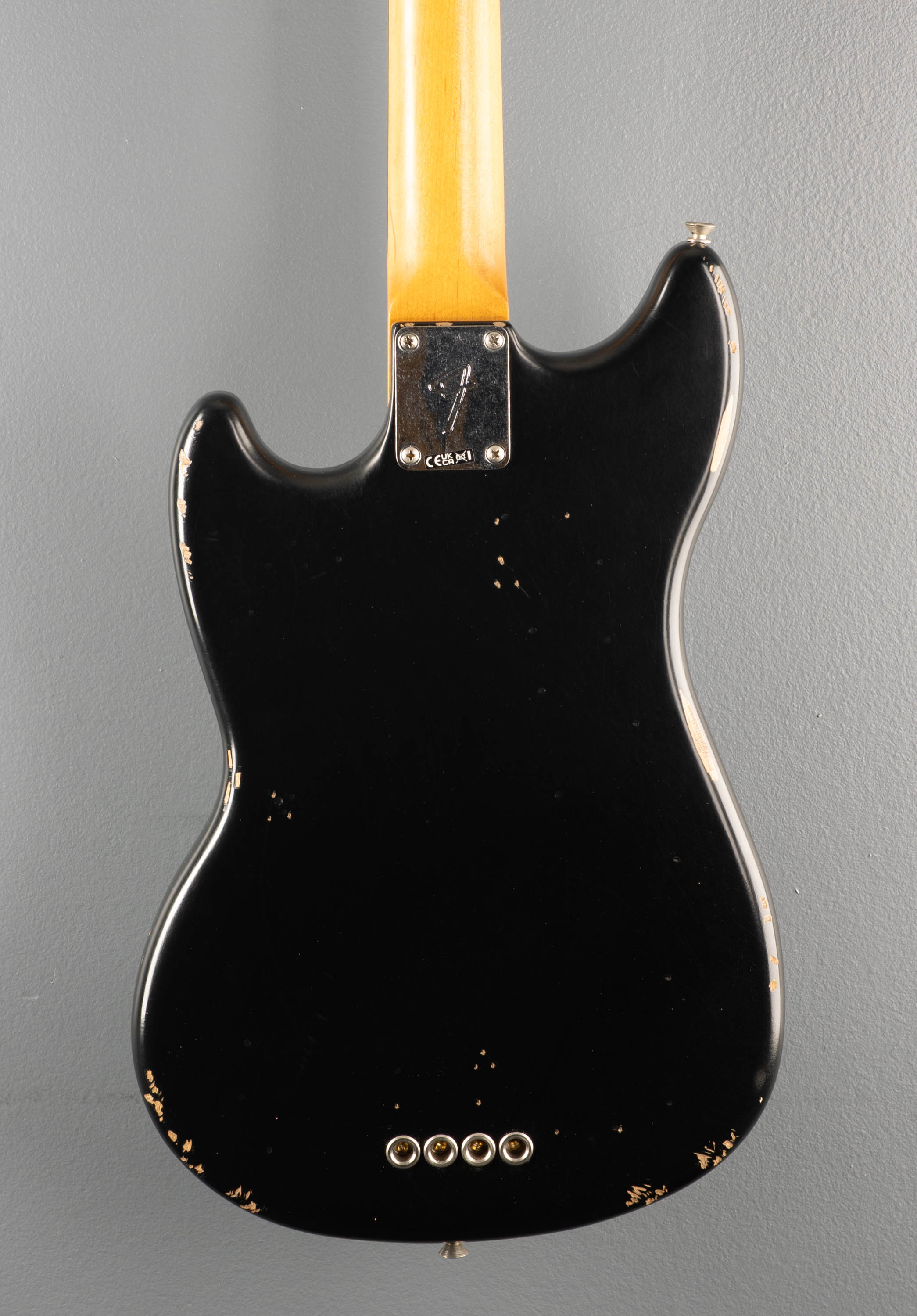 JMJ Road Worn Mustang Bass - Black – Dave's Guitar Shop