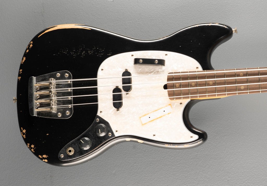 JMJ Road Worn Mustang Bass - Black – Dave's Guitar Shop