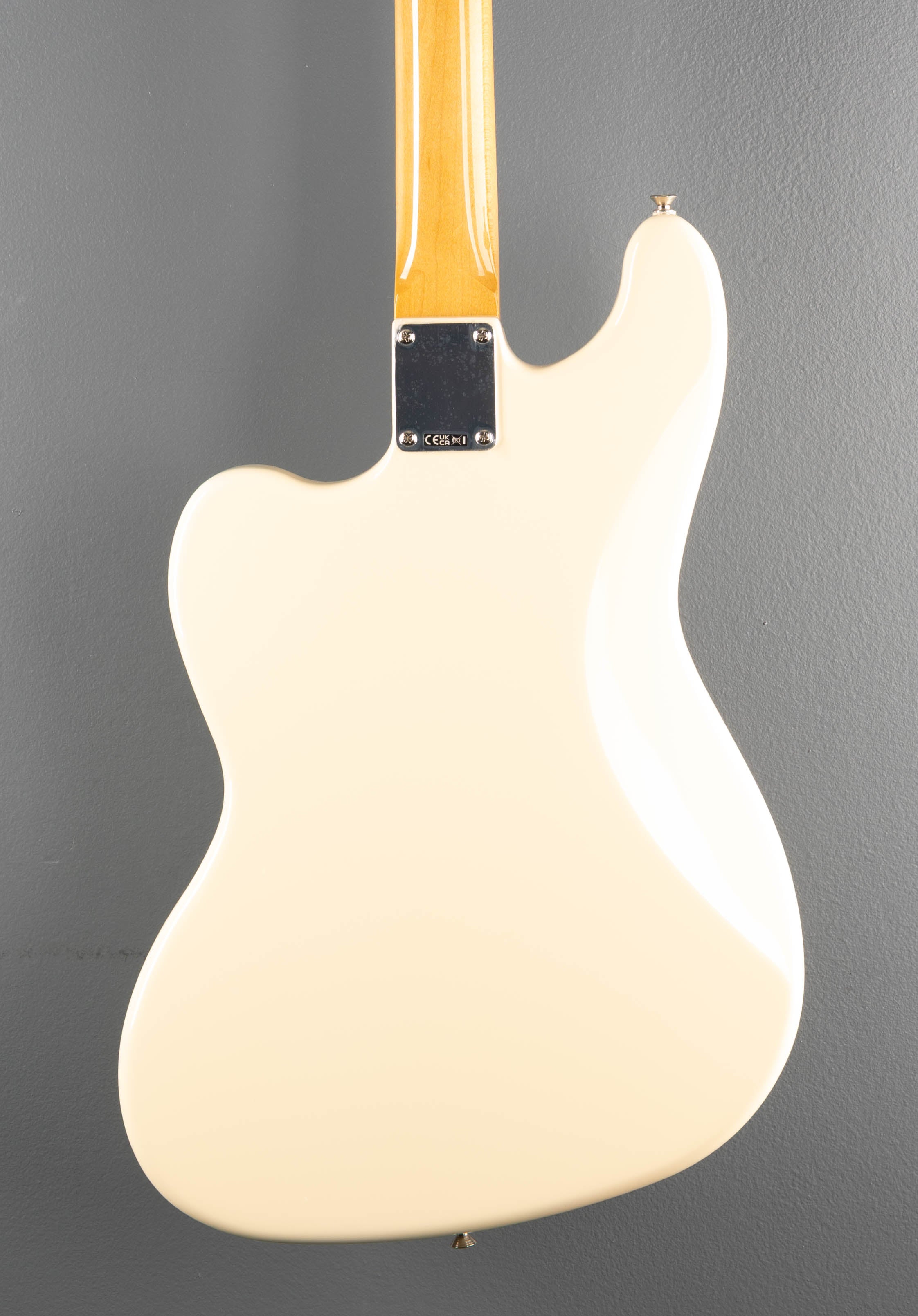 Vintera III Early '60s Bass VI - Olympic White – Dave's Guitar Shop