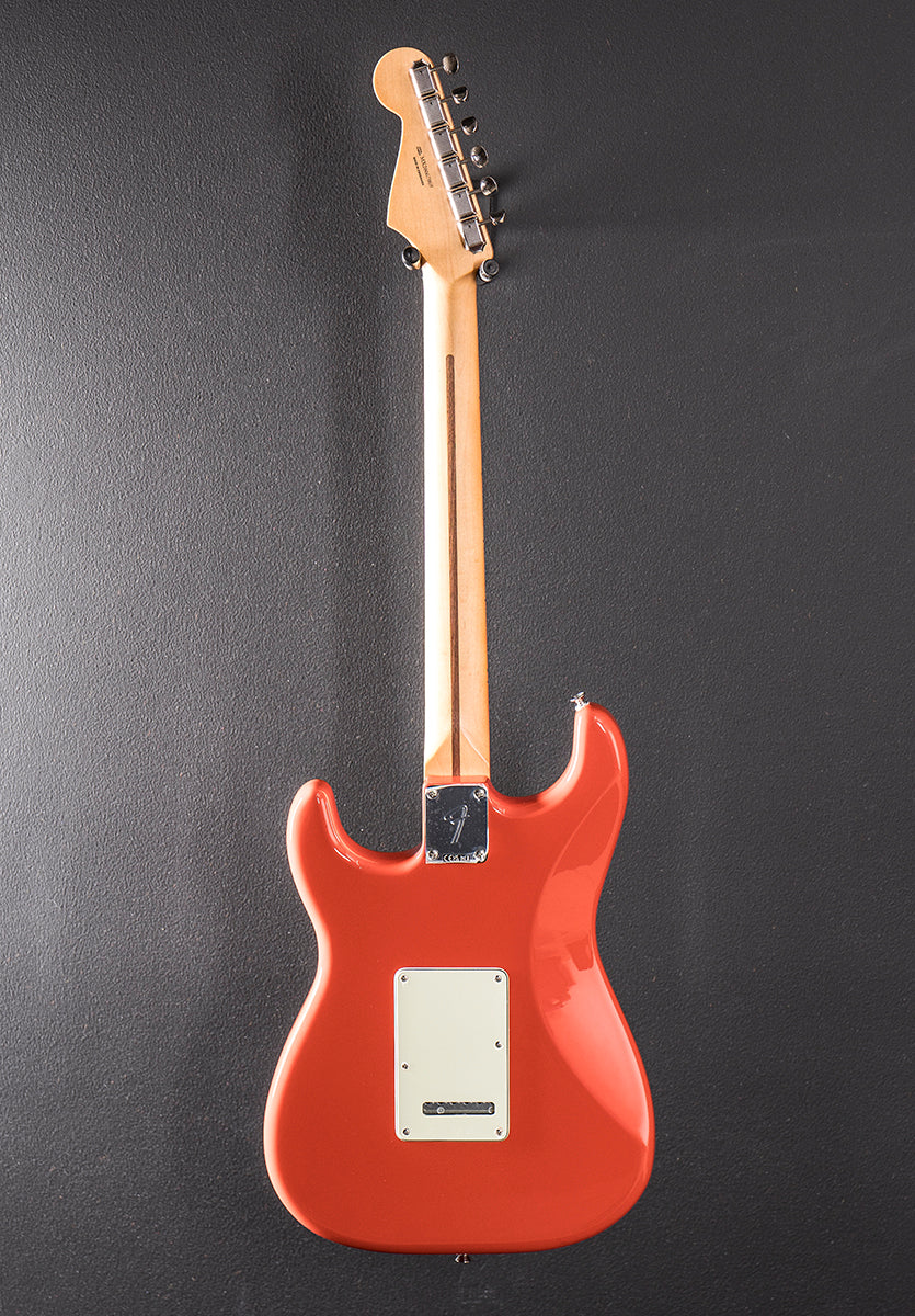 Player II Stratocaster - Rallye Orange w/Maple