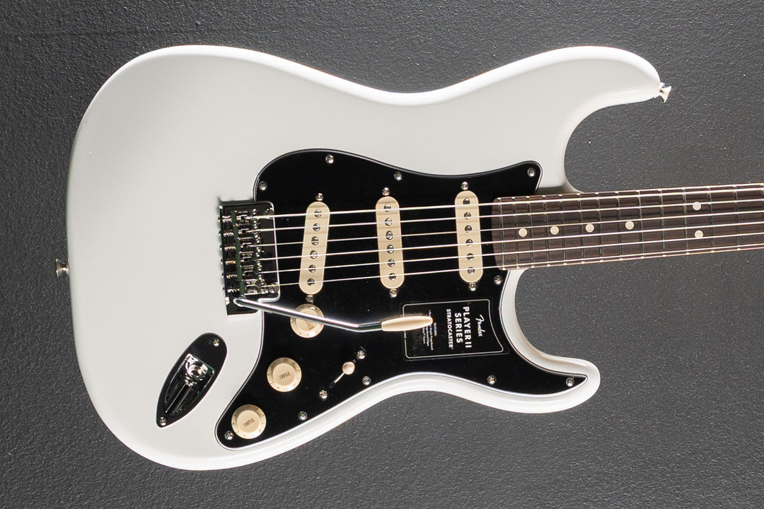 Player II Stratocaster - Polar White w/Rosewood
