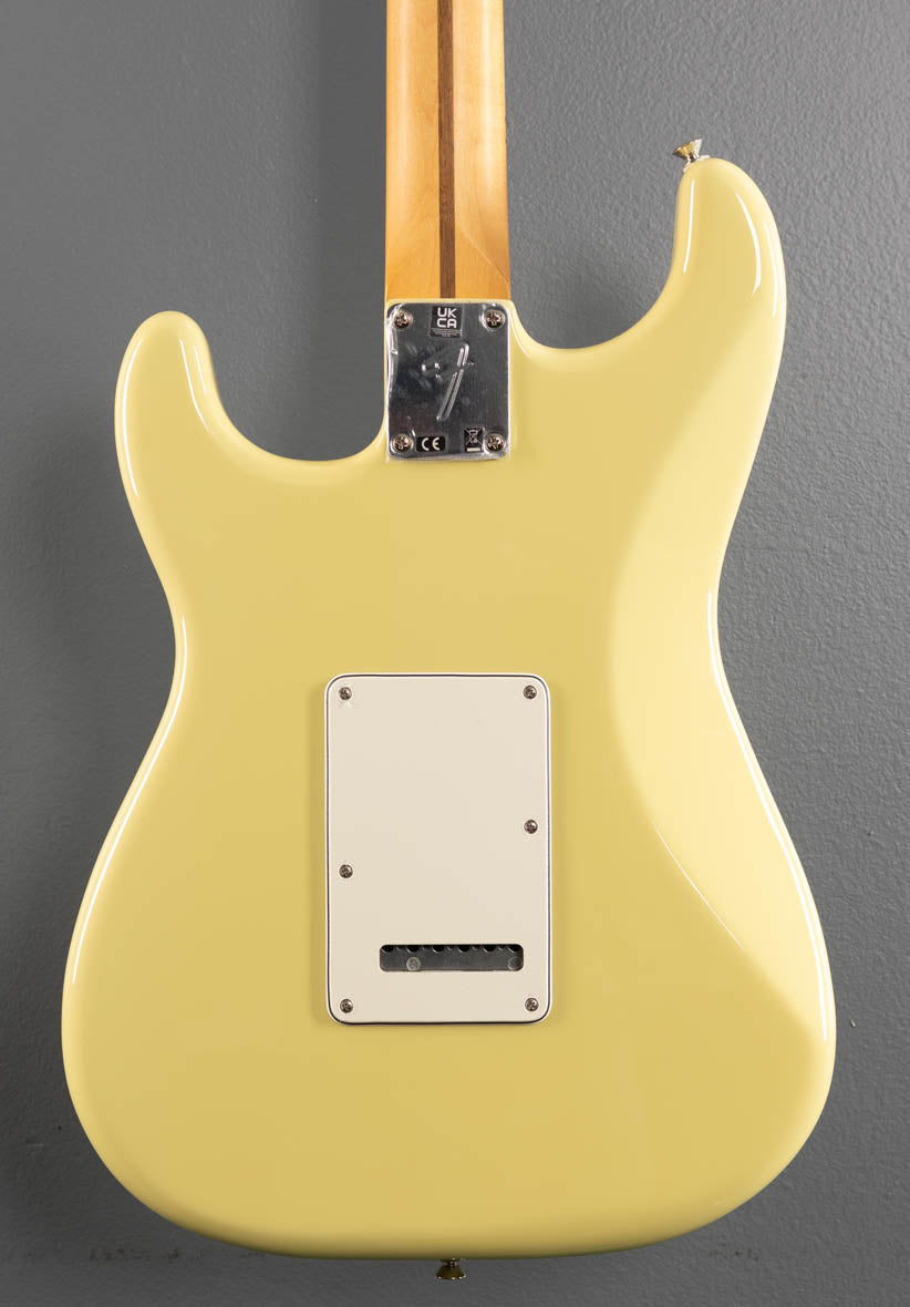 Player II Stratocaster - Hialeah Yellow