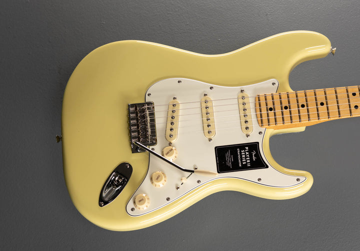Player II Stratocaster - Hialeah Yellow