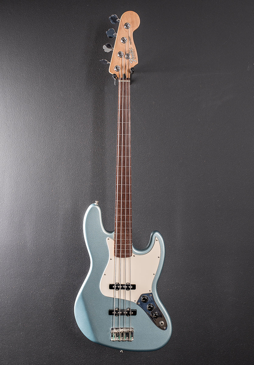 Used Standard Fretless Jazz Bass &
