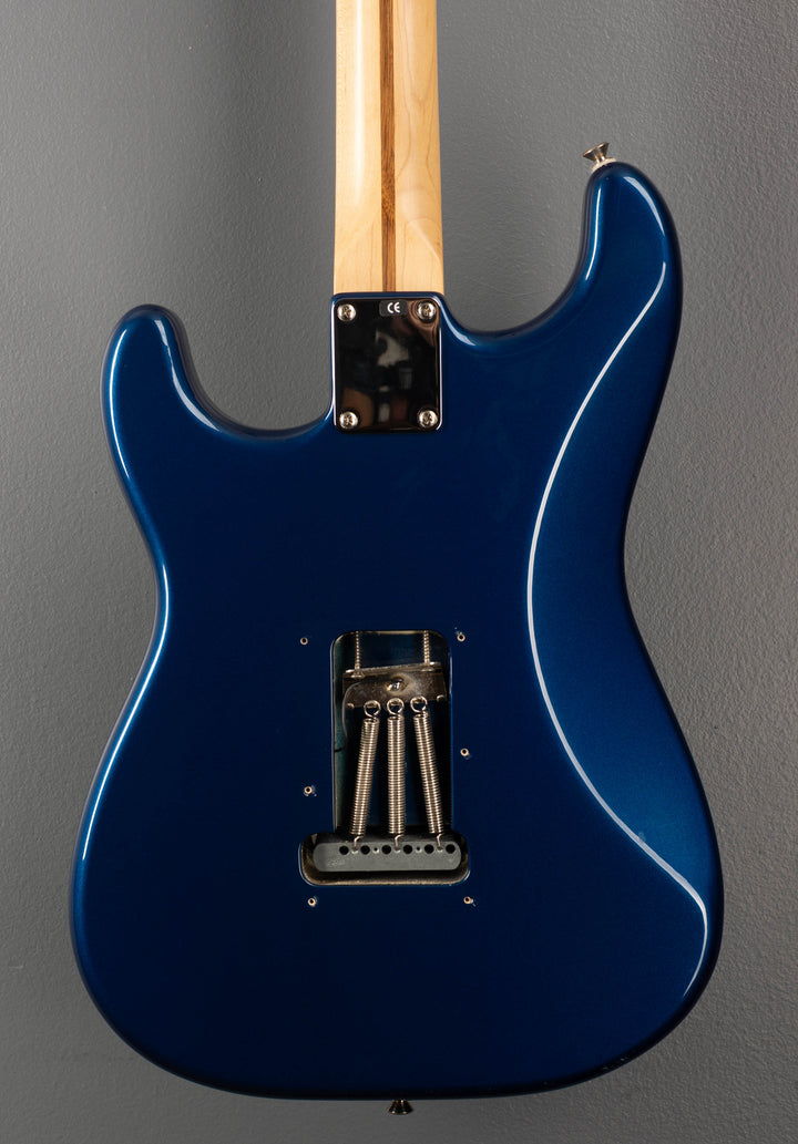 Used FSR MIM Standard Straocaster '05