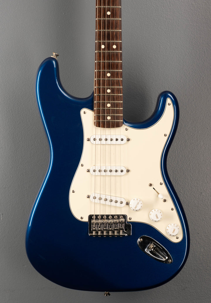 Used FSR MIM Standard Straocaster '05